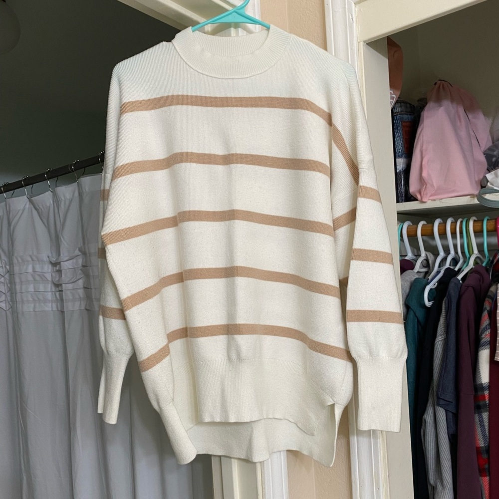 Abercrombie & Fitch Sweater
